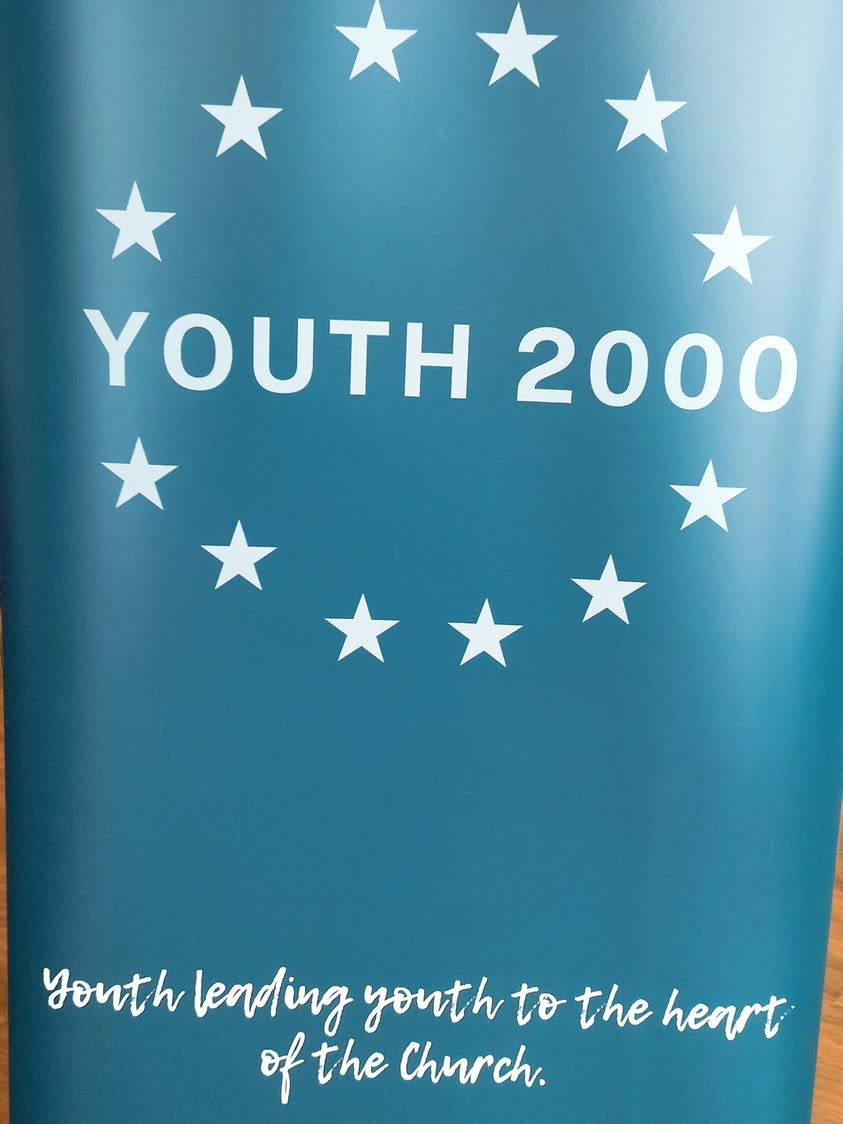 A dziś wieczorem wspólnie świętujemy z Youth 2000 35 ich działalności…
